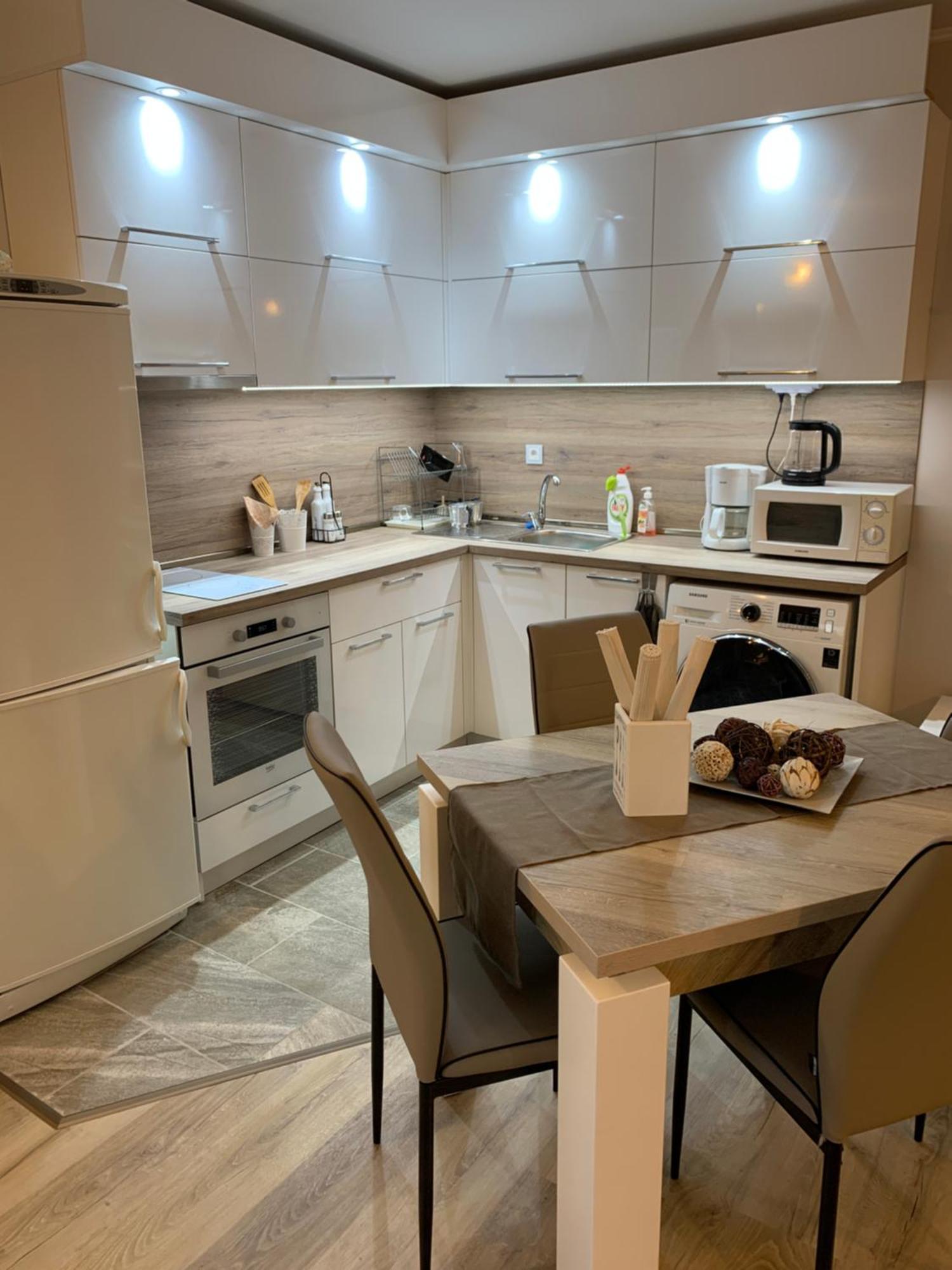 וארנה Sunray Guest House, Private Rooms & Apartment With Lovely Sea View מראה חיצוני תמונה